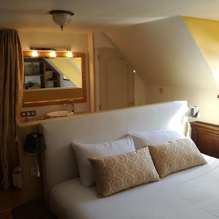 La Bergerie De Lives Bed & Breakfast Намюр Стая снимка