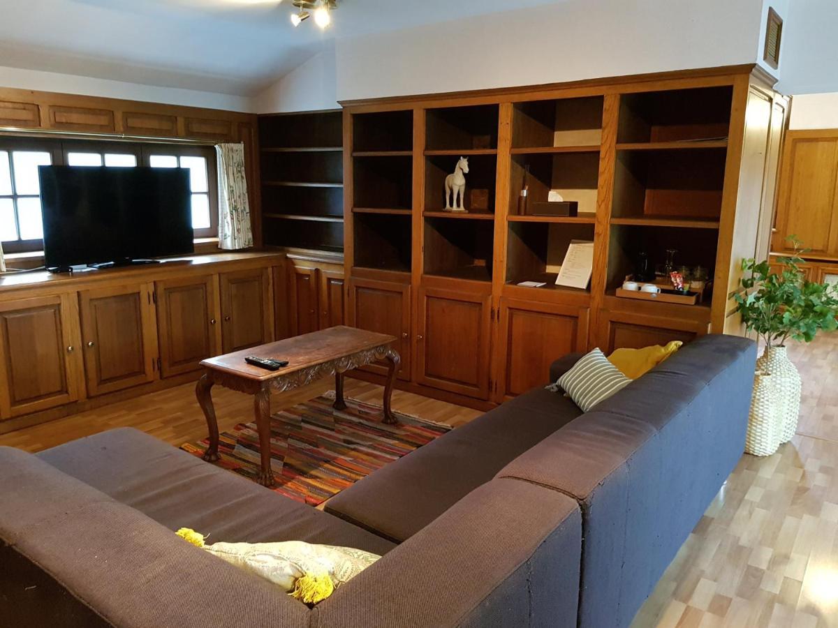 La Bergerie De Lives Bed & Breakfast Намюр Екстериор снимка